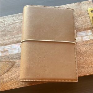 filoFAX Tan Leather Organizer